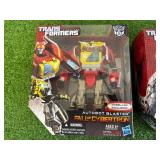 Transformers Generations Fall of Cybertron Autobot Blaster & Grimlock