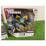 Transformers Generations Brainstorm & Sky-Byte