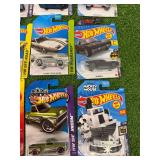 24 Hot Wheels