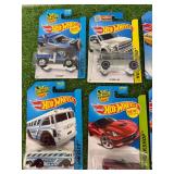 24 Hot Wheels