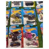 24 Hot Wheels