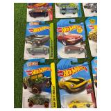 24 Hot Wheels