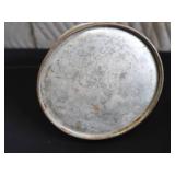 SMALL METAL CREAM CAN