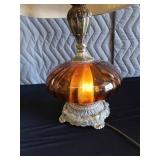 GORGEOUS VINTAGE AMBER GLASS LAMP