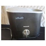 HUMIDIFIERS