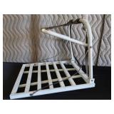 DEER HUNTER TREE STAND