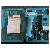 CORDLESS MAKITA DRIVER DRILL /PLUS LIGHT AND MORE