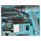 CORDLESS MAKITA DRIVER DRILL /PLUS LIGHT AND MORE