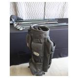 SET OF GOLF CLUBS
