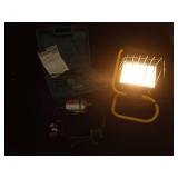 CORDLESS MAKITA DRIVER DRILL /PLUS LIGHT AND MORE