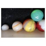 VINTAGE / ANTIQUE MARBLES / BLUE GLASS ATLAS JAR WITH LID