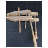 PAIR OF LARGE WOODEN HAND SCREW CLAMPS.