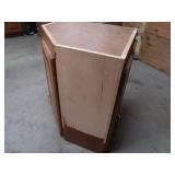 4 CUPBOARDS