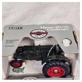 1/16 Massey Harris Challenger