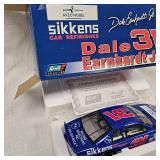 1:18 Dale Earnhardt JR #31 Nascar