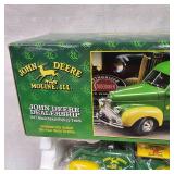 1:24 John Deere Dealership 1947 Studebaker