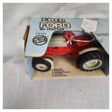 1:16 Ford 8N Tractor