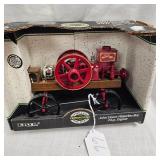 1:8 John Deere Waterloo Boy 2HP Engine
