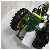 1:!6 John Deere 720 Wide Front Tractor