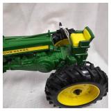 1:!6 John Deere 720 Wide Front Tractor