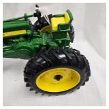 1:!6 John Deere 720 Wide Front Tractor
