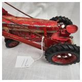 Vintage Farmall 460 w/Loader