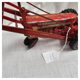 Vintage Farmall 460 w/Loader