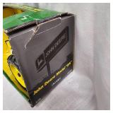 1:16 John Deere Model BN Tractor