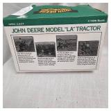 1:!6 John Deere Model LA Tractor