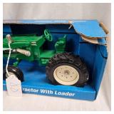 1/16 Farm Country Tractor Loader Combo