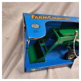 1/16 Farm Country Tractor Loader Combo