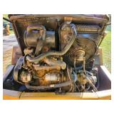 1999 CAT 902 Wheel Loader with bucket and  Fork Attachment