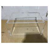 Acrylic Stand (22Lx12Wx12H)