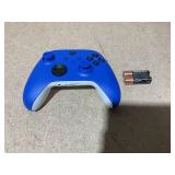 Microsoft - Xbox Core Wireless Controller Video Game QAU-00002 Model # 1914 - Shock Blue