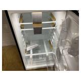 Vissani 10.1 cu. ft. Top Freezer Refrigerator in Black