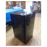 Tramontina Mini Refrigerator