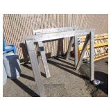 2 Saw Horses