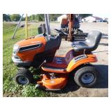 Husqvarna YTH 22V42 Riding Lawn Mower