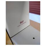 Bernina 807 Minimatic Sewing Machine