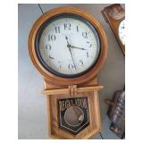 (4) Clocks - Mantle & Wall Clocks