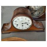 (4) Clocks - Mantle & Wall Clocks