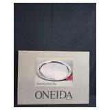 Oneida Castle Court Oval Tray in Box