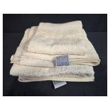 JCPenney Home Collection Bath Set with Faux Rattan Tissue Box Cover, Soap Dish, Towels and Shower Curtain Rings