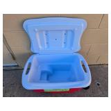 Rubbermaid 46 Quart Wheeled Ice Chest Cooler with Handle