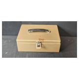 Fishing Gear Set with Rod, 2 Reels, Tackle Box, Lures and Fish Mug