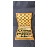 Wooden Chess Set with Storage Case and Full Pieces