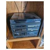 Quasar Audio System CS32 Turntable, Radio, Cassette)