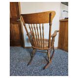 Classic Country Spindle Rocker