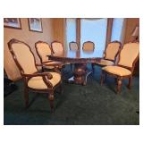 Stunning Jacobean Ornate Molding Dining Table & Bernhardt Set of Dining Chairs