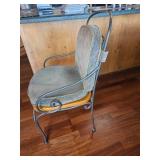 Kincaid Scrolled Iron Base Kitchenet Table & Chairs